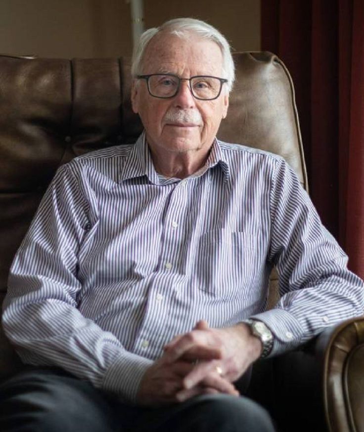 Ricardo F.
